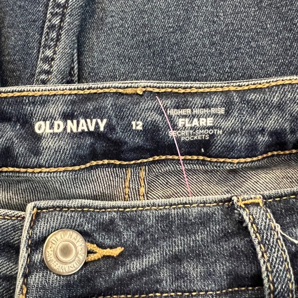 💙 EUC OLD NAVY Beatrice Dark Wash High-Rise Flare Jeans | Sz 12 - Picture 5 of 7